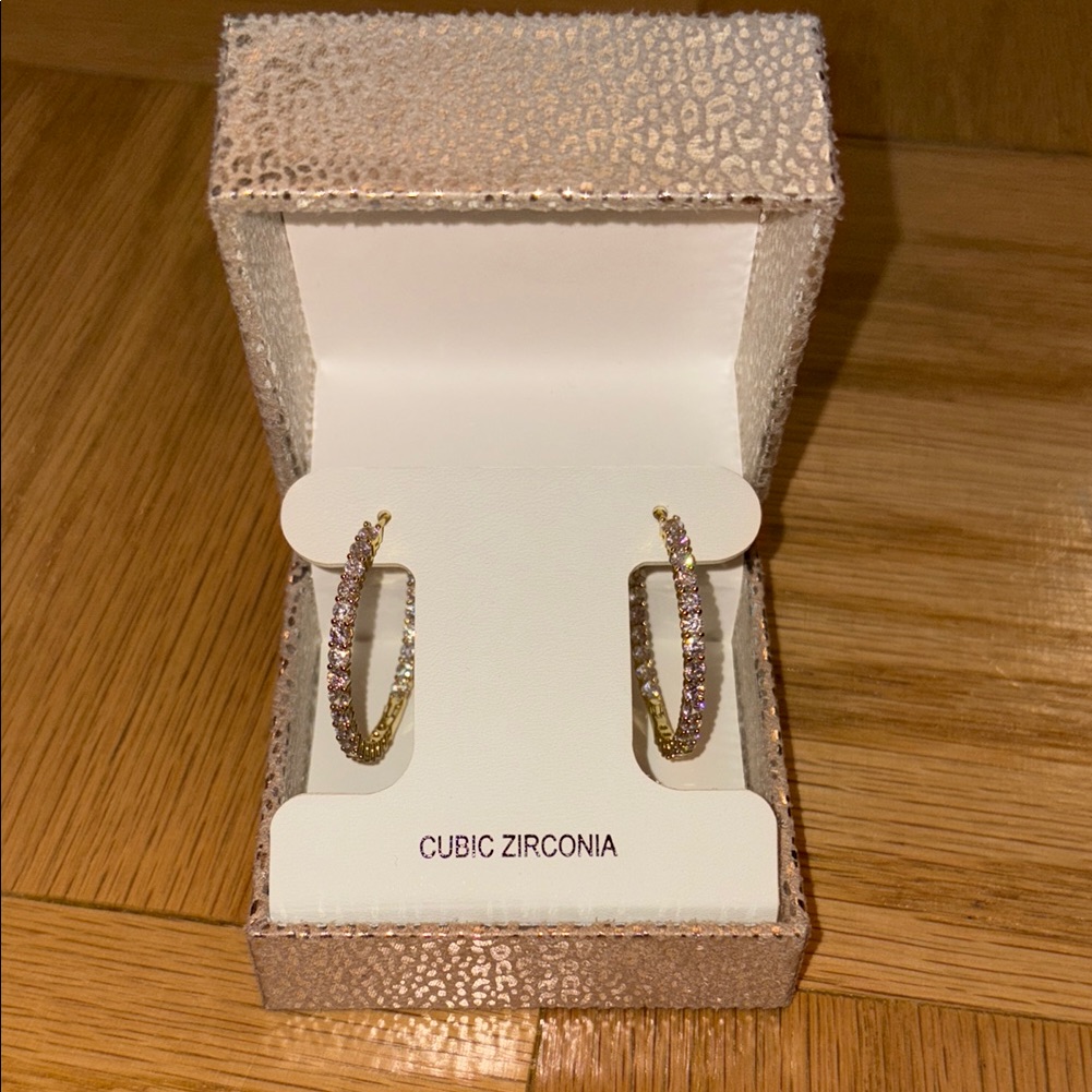 Gold Hoop Earrings 8$